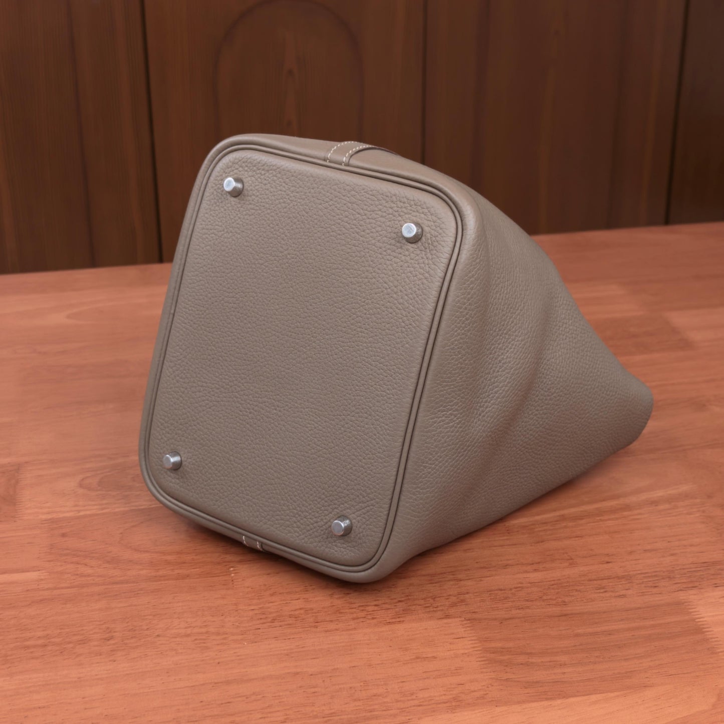 HERMES 22Bag22*22*18cm
3032606305449