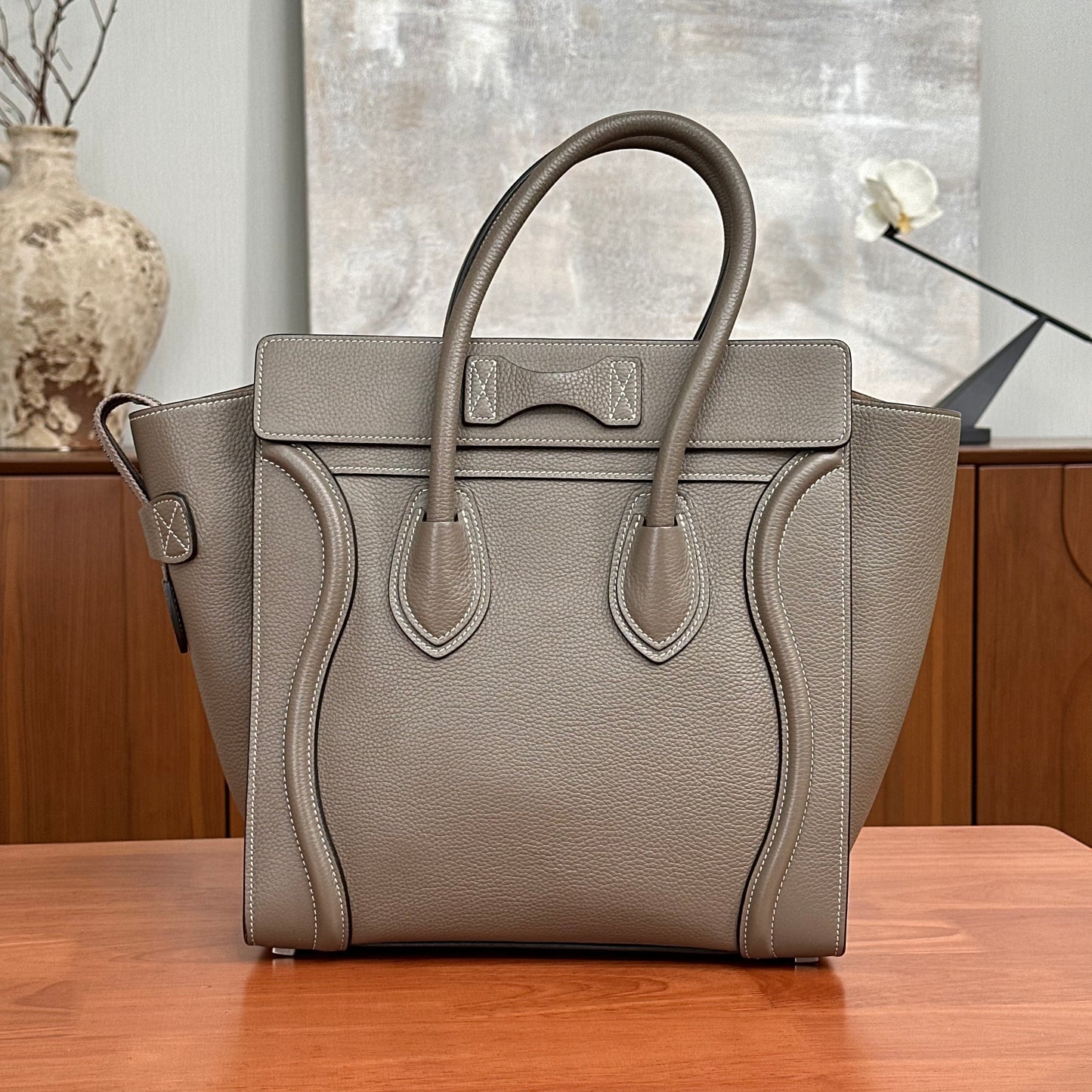 CELINE Luggage Bag
27*26*13cm
3102607122587