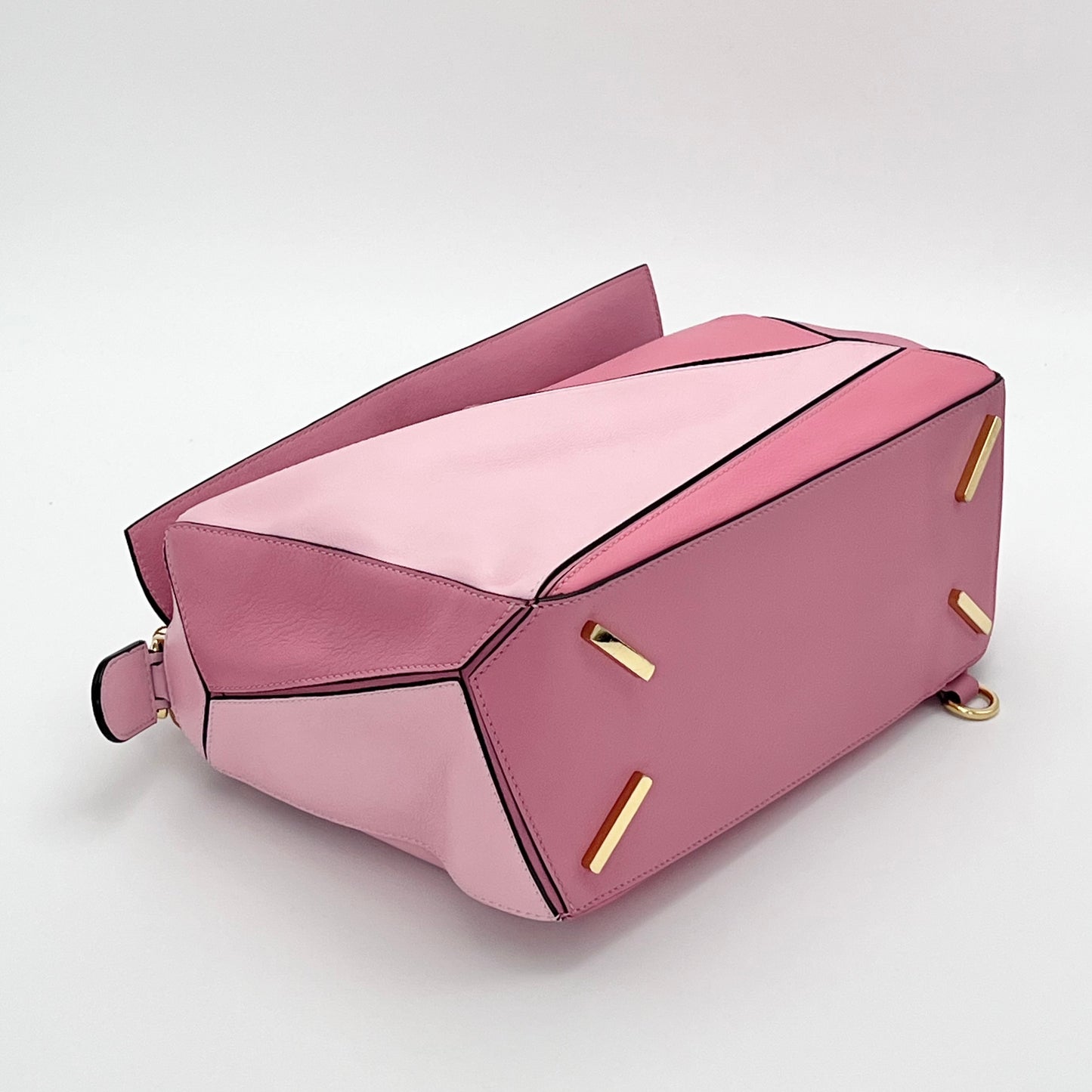 LOEWEPuzzleBag29*19.5*14cm
3032607183858