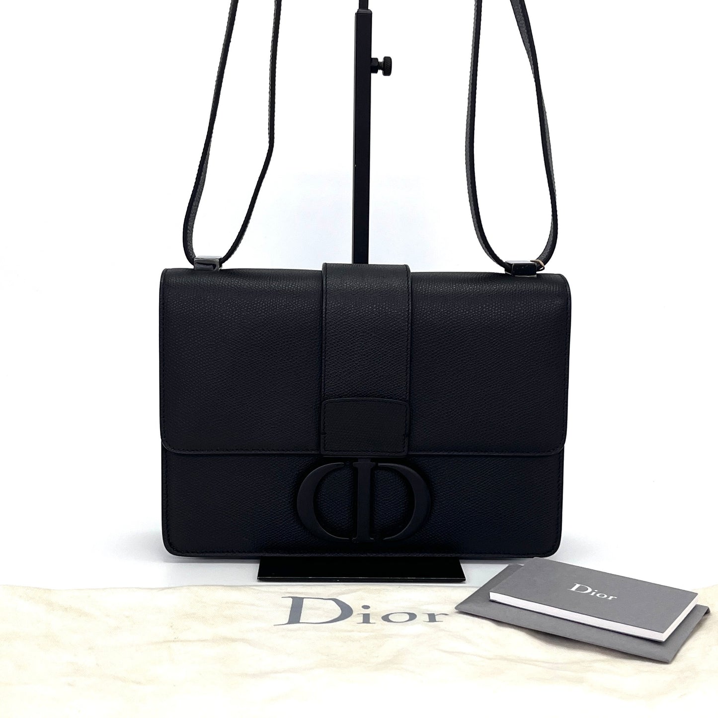 DIOR CD Black Bag24*17*7cm
3022606183270