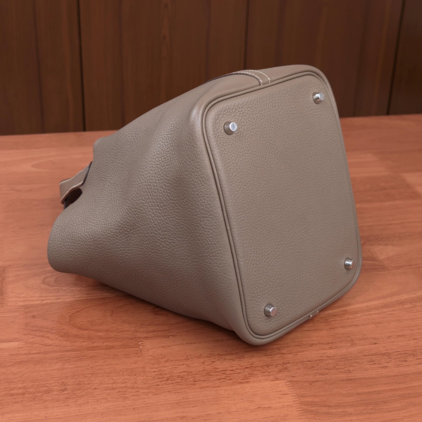 HERMES 22Bag22*22*18cm
3032606305449