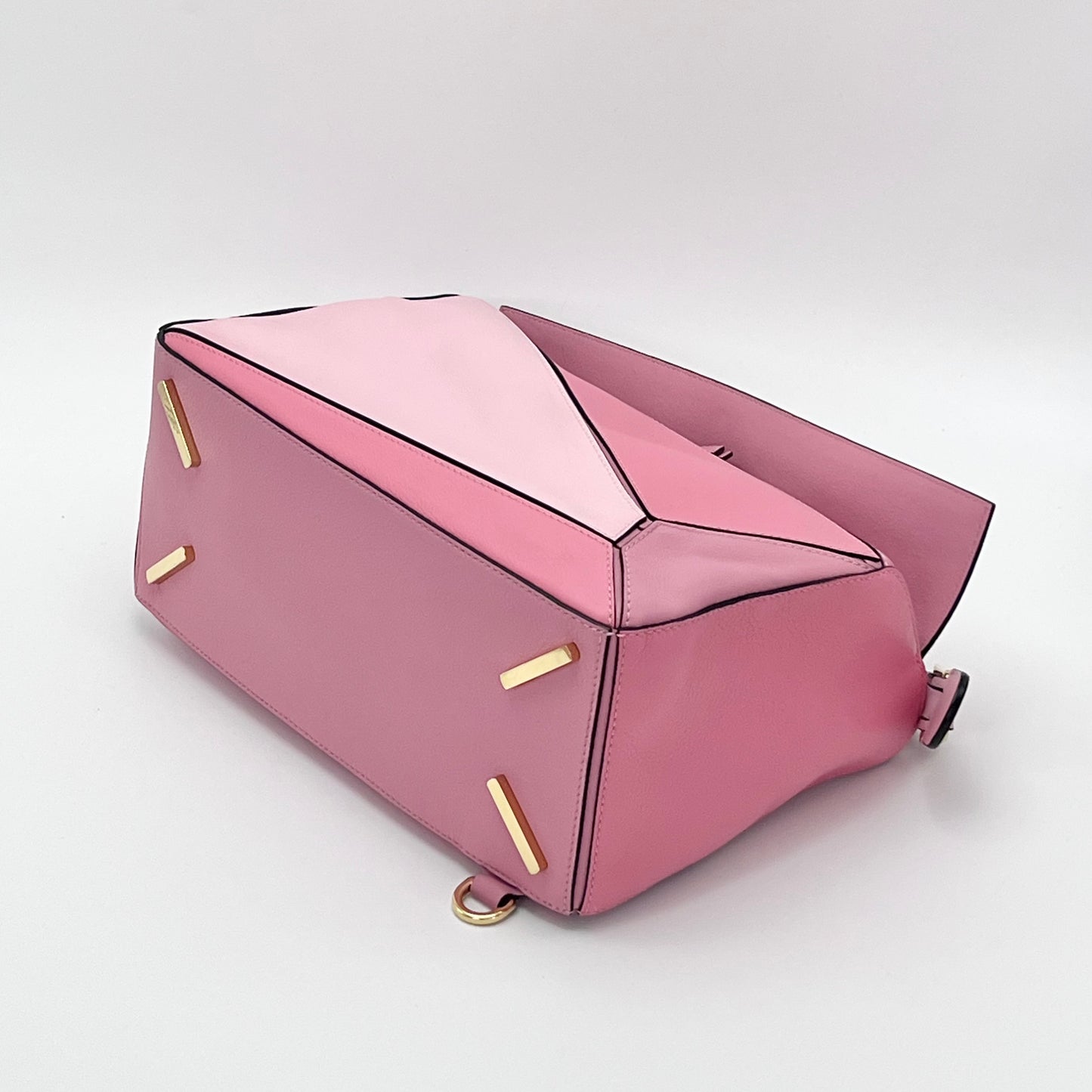 LOEWEPuzzleBag29*19.5*14cm
3032607183858