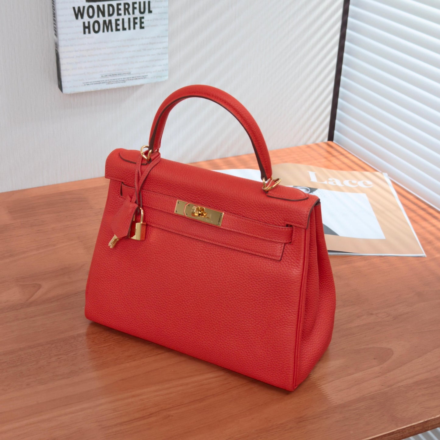HERMES kelly28 Bag28*20*11cm
3032607255002