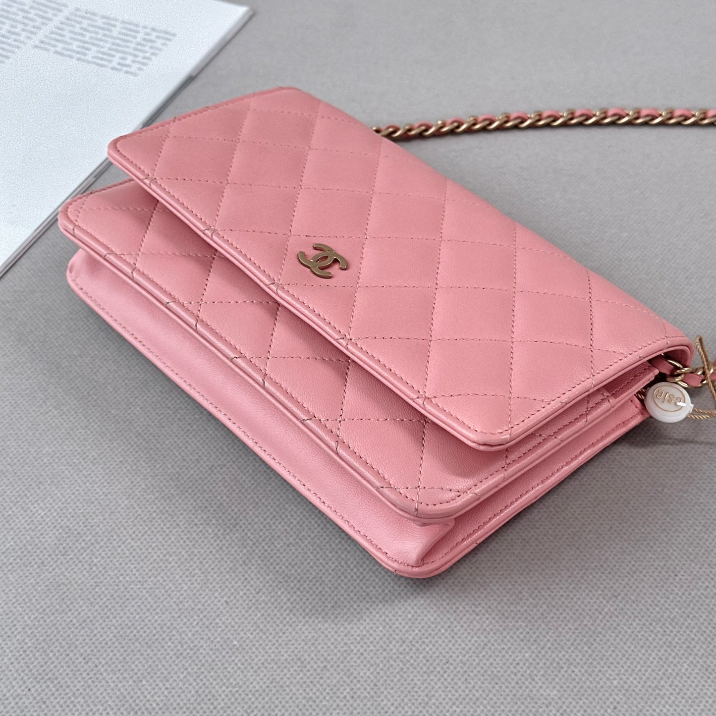CHANEL woc 19*12*4cm
3102607305771