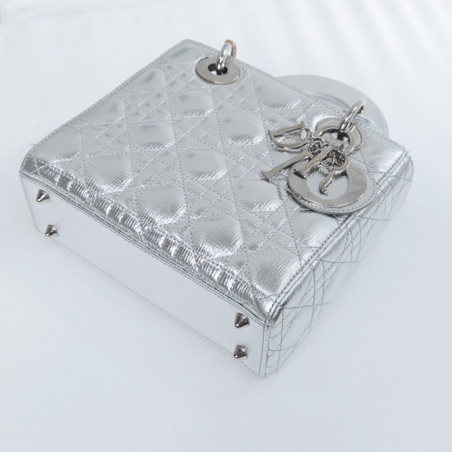 DIOR Lady Bag 20*17*9cm
3102607305773