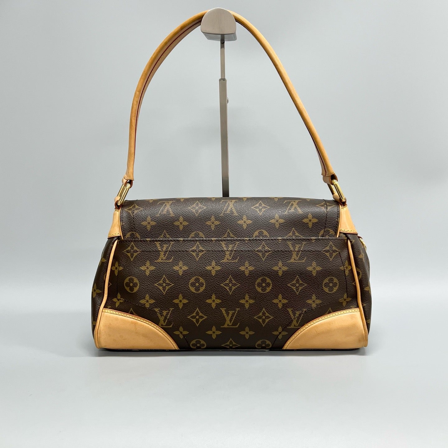 LV Bag 33*18*12cm XJ17192