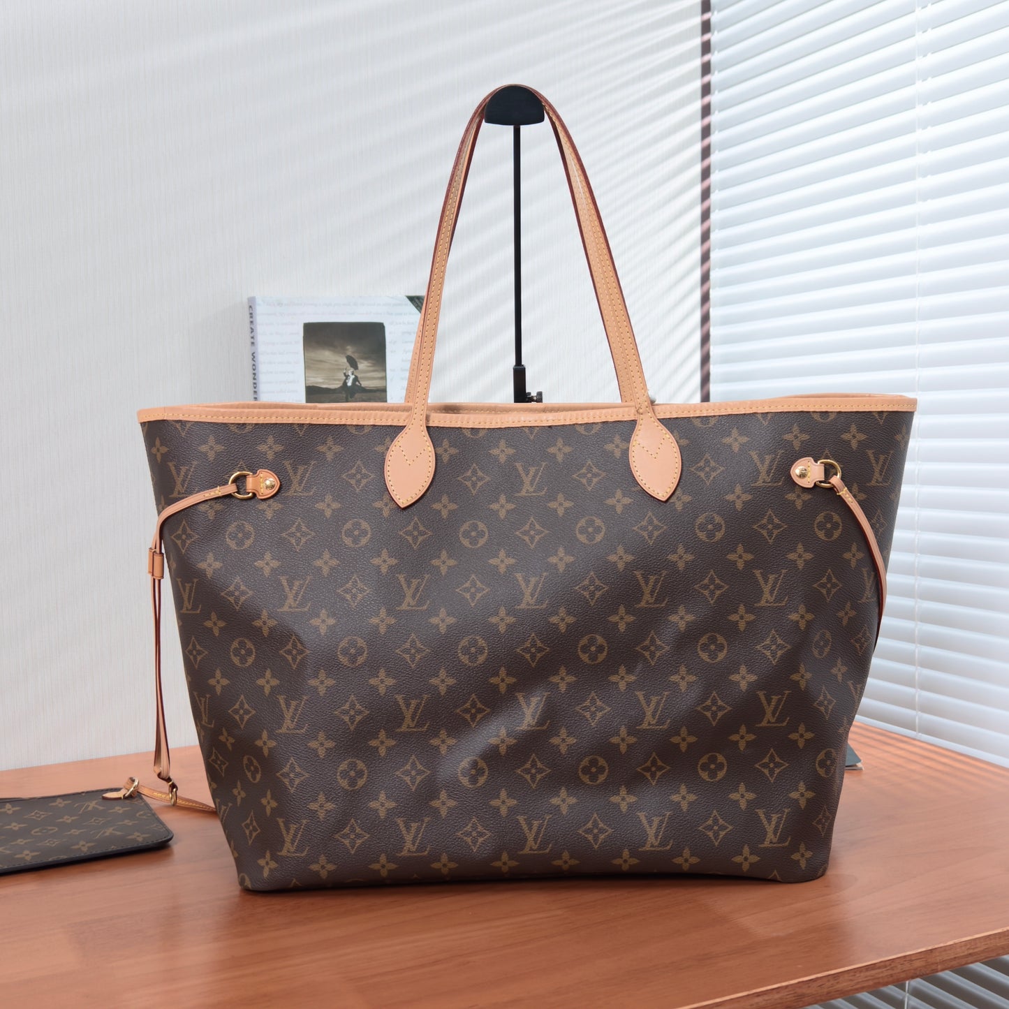 LV Neverfull GM Tote Bag39*32*19cm
3062607295628