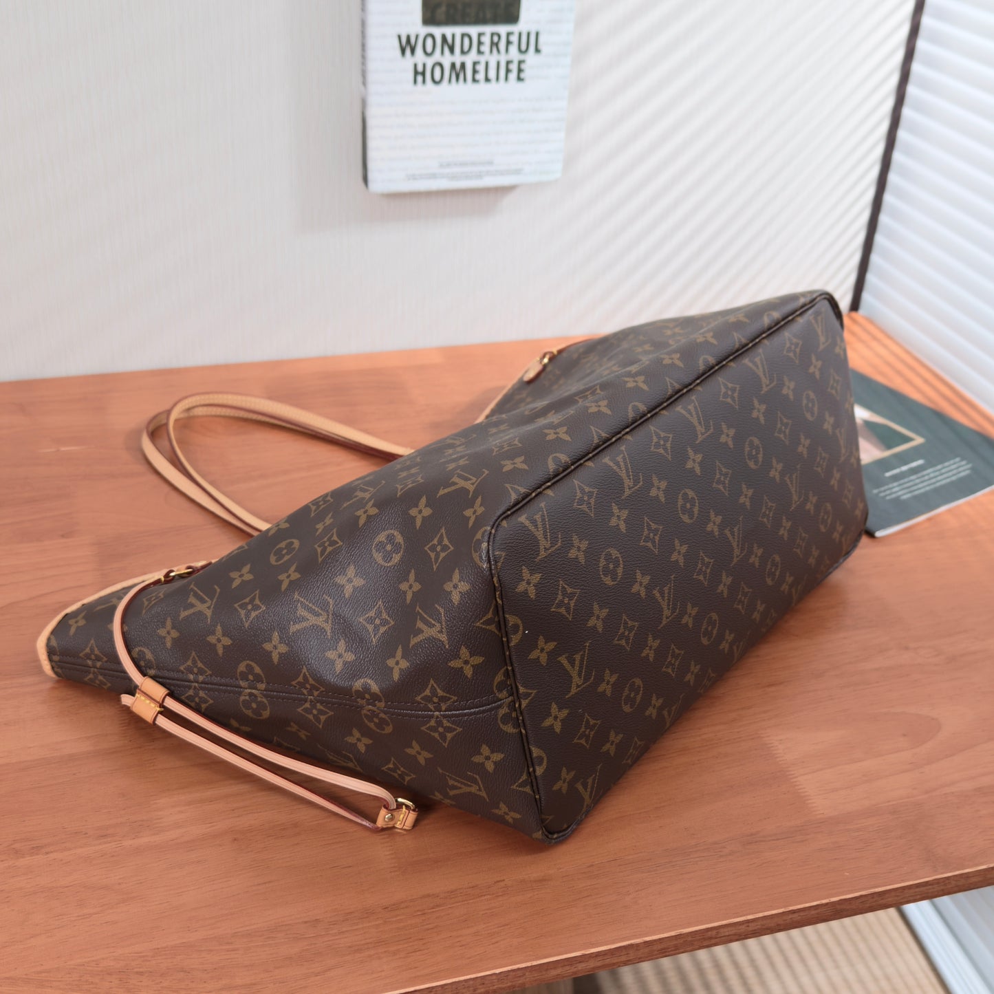 LV Neverfull GM Tote Bag39*32*19cm
3062607295628