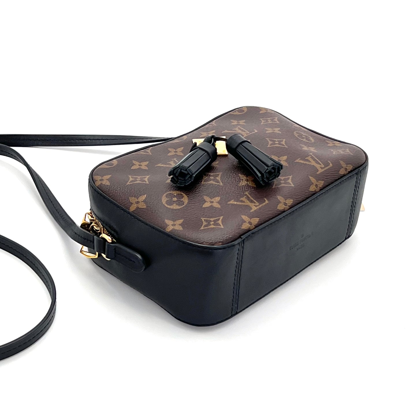 LV Bag 22*14*7cm
3032605285023