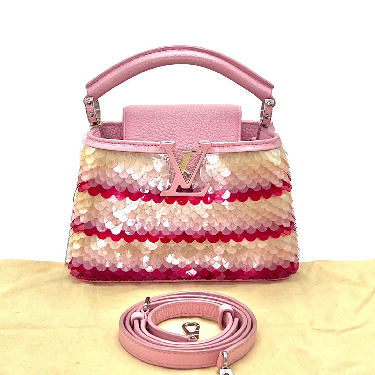 LV
Capucines Bag 20*14*7.5cm3062607214278