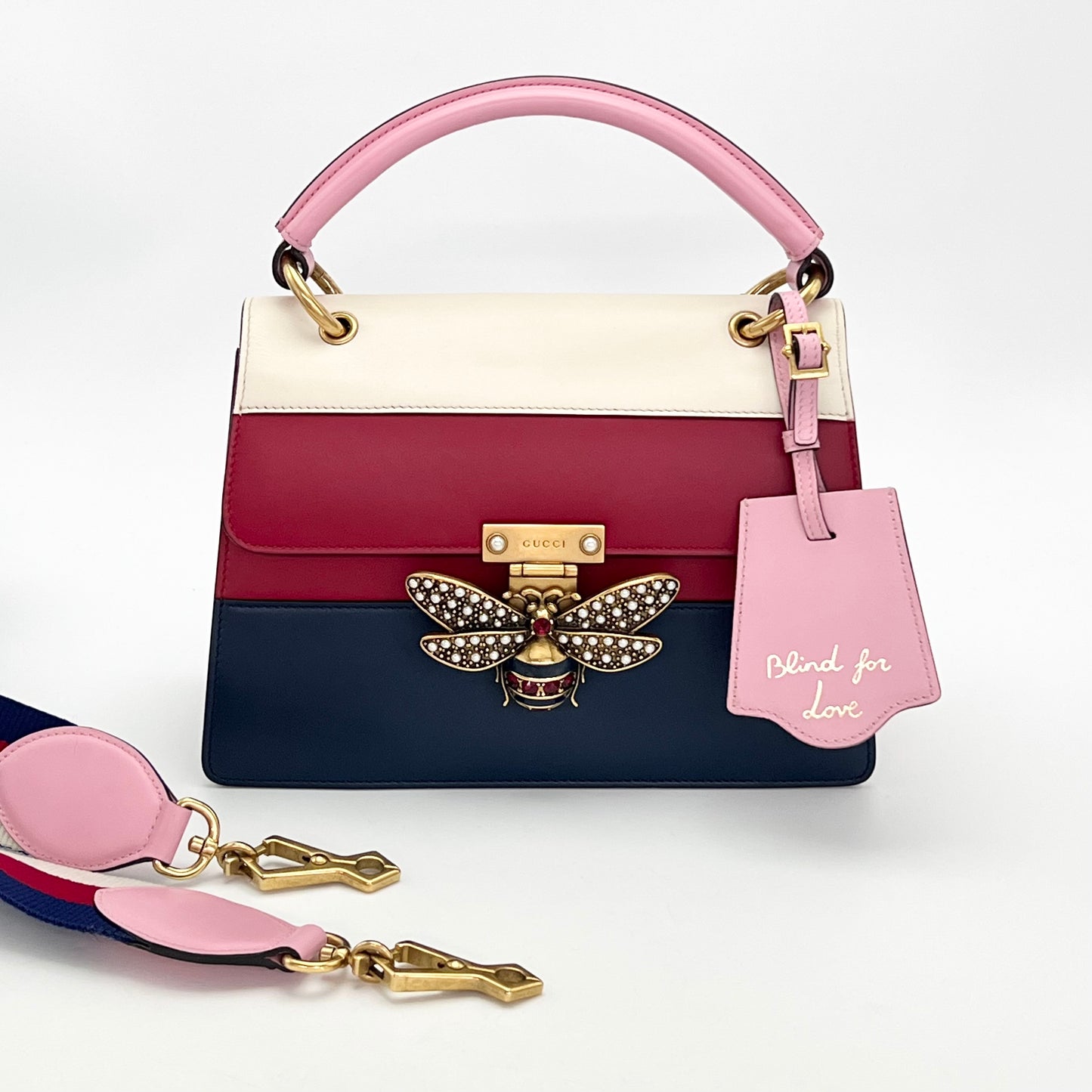 GUCCI Bag 25*19*9cm
3102607194001
