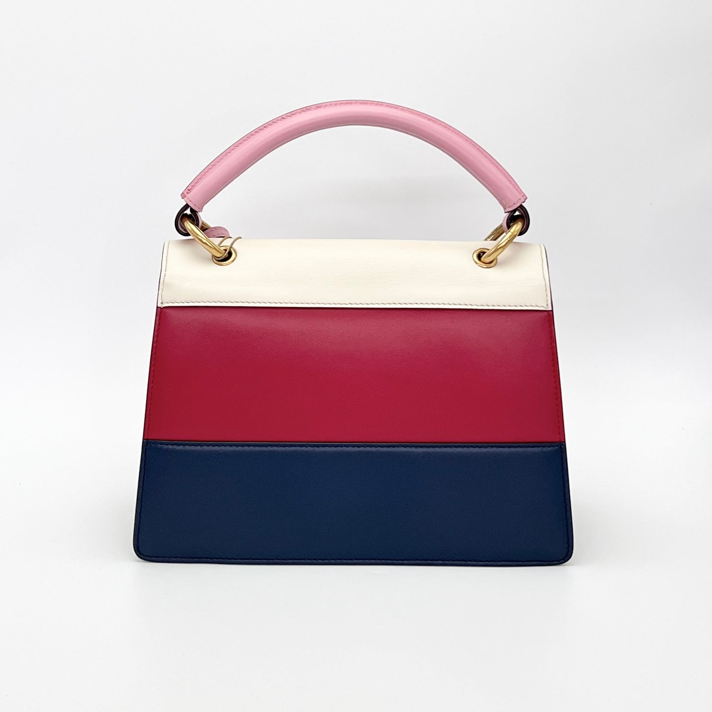 GUCCI Bag 25*19*9cm
3102607194001