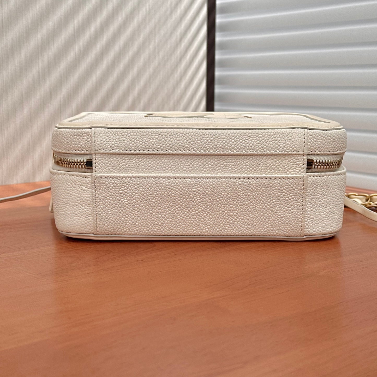 CHANEL vanity case Medium Bag20*15*7cm
3072607285516