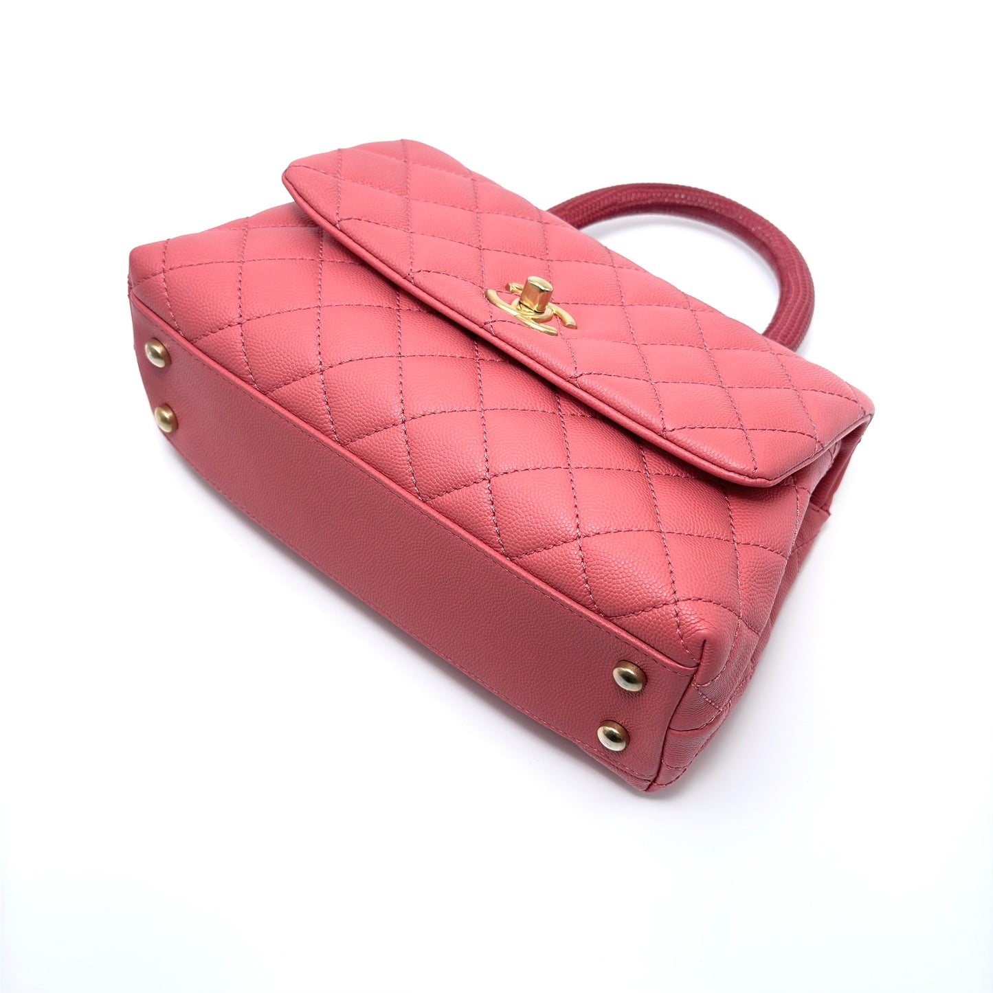 CHANEL Cocohandle Small Bag23*14*9cm
3032607305700