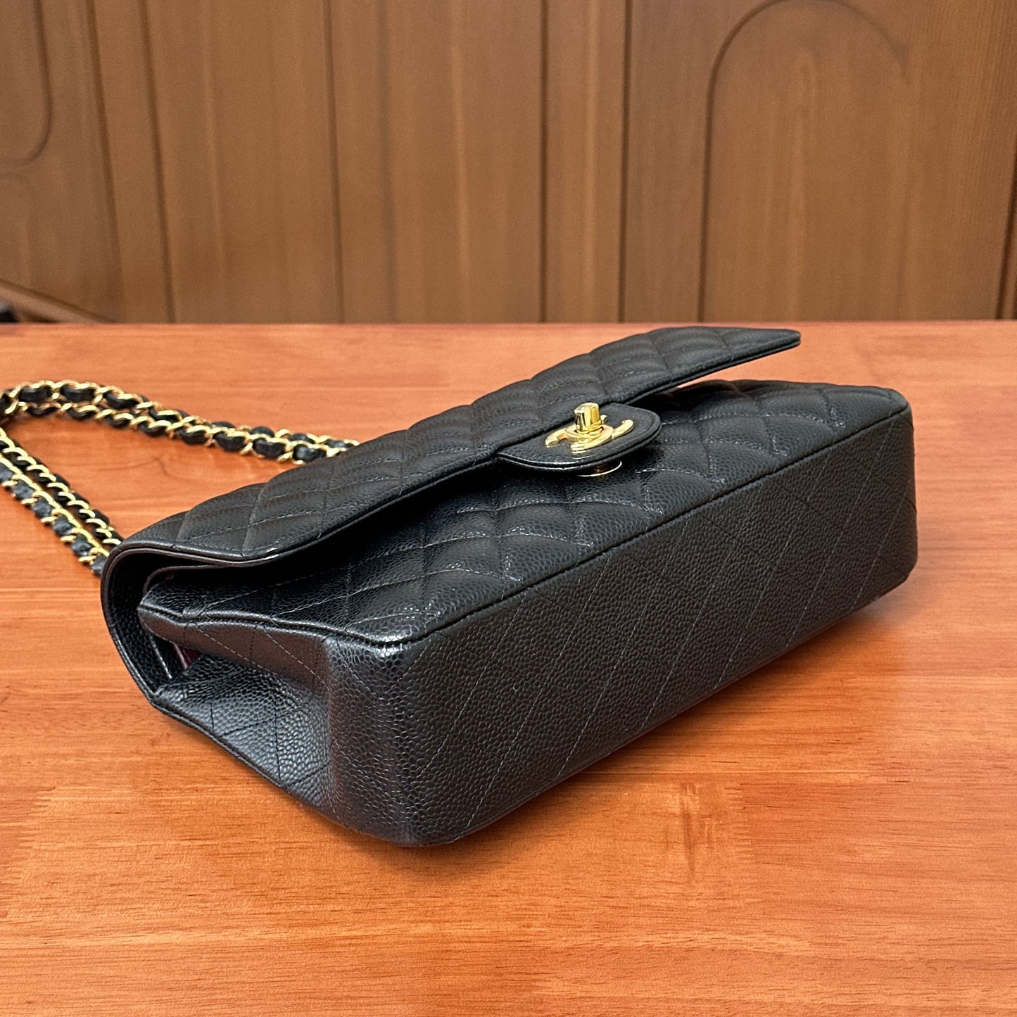 CHANEL CF Medium Caviar Black 25.5*15*7cm
3032607295651