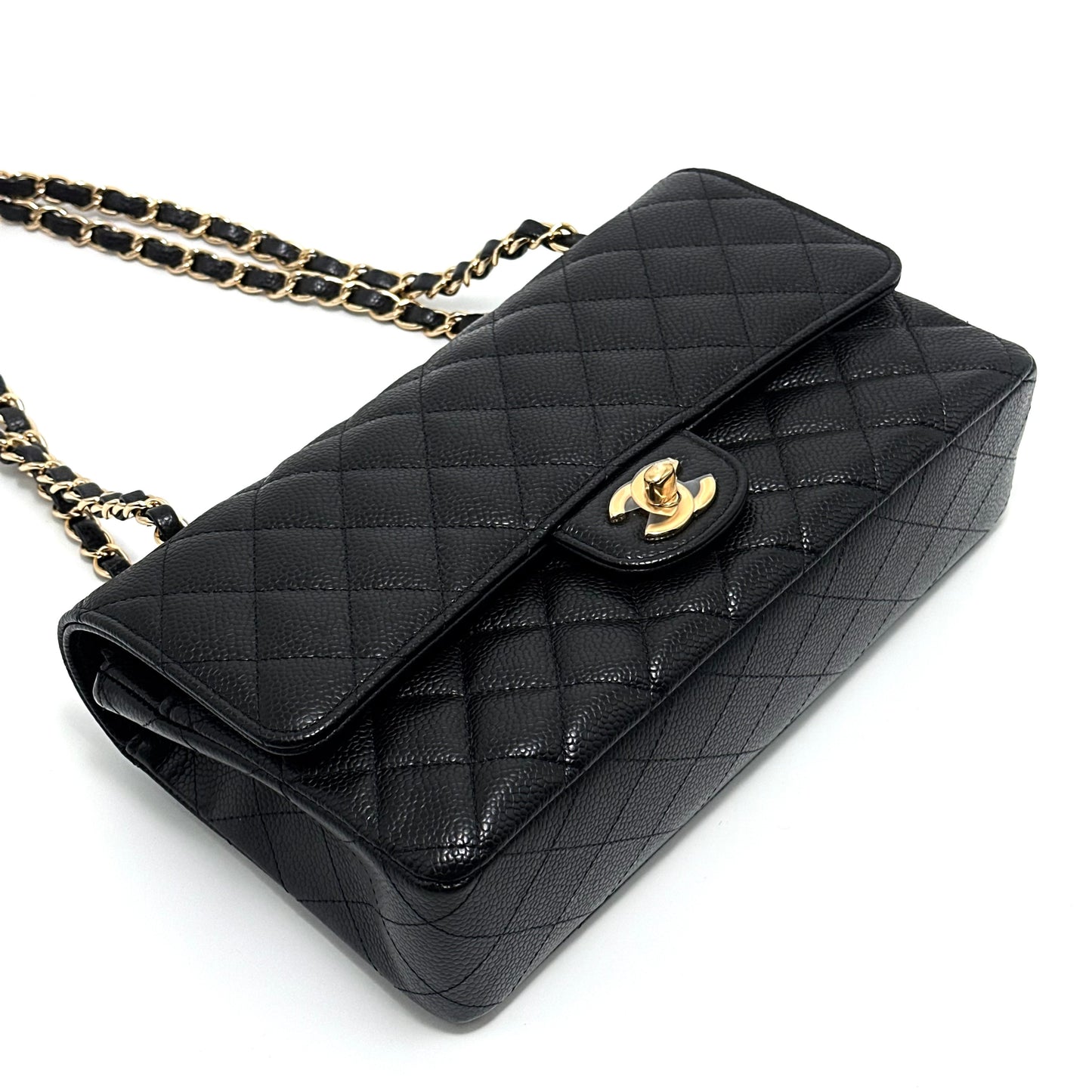 CHANEL CF Medium Caviar Black 25*15*6.5cm
X012607305717
