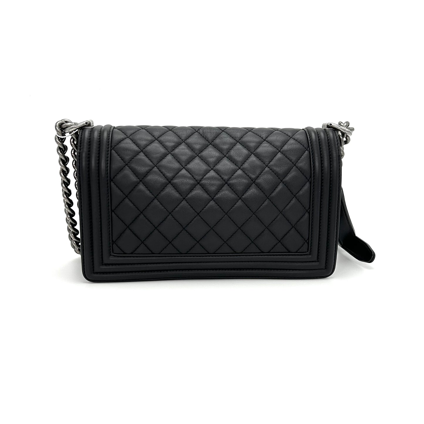 CHANEL Leboy Black 25*15*7cm
3022601060733